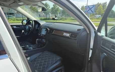 Volkswagen Touareg III, 2017 год, 4 400 000 рублей, 8 фотография
