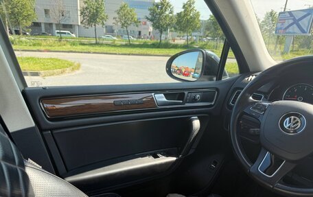 Volkswagen Touareg III, 2017 год, 4 400 000 рублей, 13 фотография