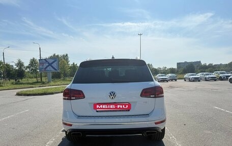 Volkswagen Touareg III, 2017 год, 4 400 000 рублей, 4 фотография