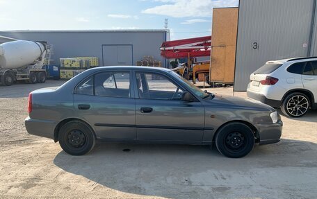 Hyundai Accent II, 2004 год, 320 000 рублей, 3 фотография