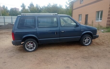 Dodge Caravan II, 1990 год, 500 000 рублей, 3 фотография