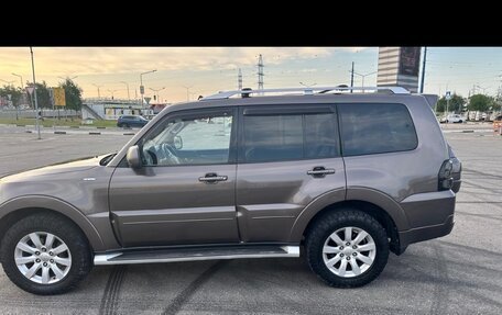 Mitsubishi Pajero IV, 2011 год, 2 050 000 рублей, 14 фотография