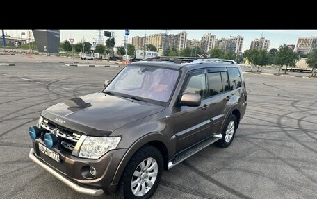 Mitsubishi Pajero IV, 2011 год, 2 050 000 рублей, 8 фотография