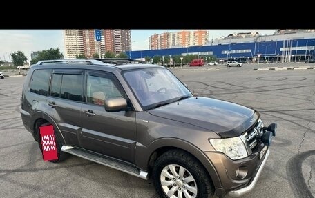Mitsubishi Pajero IV, 2011 год, 2 050 000 рублей, 9 фотография