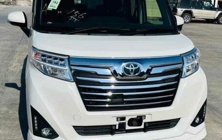 Toyota Roomy I, 2018 год, 1 030 000 рублей, 2 фотография