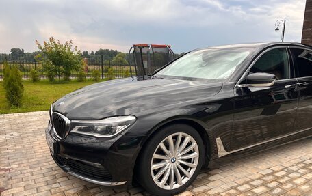 BMW 7 серия, 2016 год, 3 400 000 рублей, 3 фотография