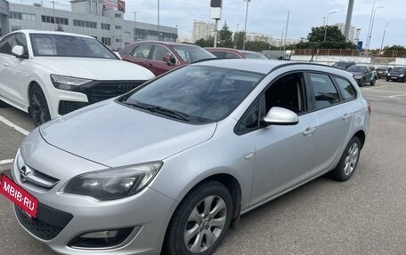 Opel Astra J, 2013 год, 695 000 рублей, 3 фотография