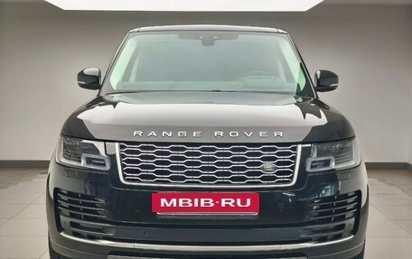 Land Rover Range Rover IV рестайлинг, 2019 год, 7 396 000 рублей, 2 фотография