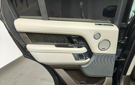 Land Rover Range Rover IV рестайлинг, 2019 год, 7 396 000 рублей, 14 фотография