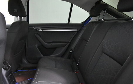 Skoda Octavia, 2018 год, 1 799 000 рублей, 13 фотография