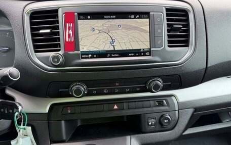 Peugeot Traveller I, 2022 год, 3 950 000 рублей, 13 фотография