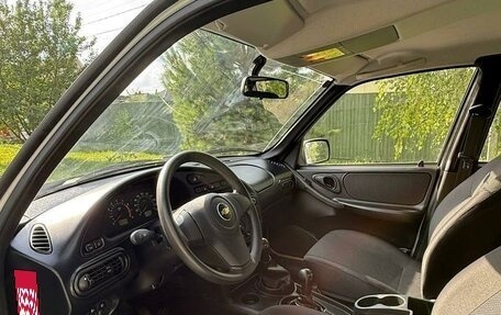 Chevrolet Niva I рестайлинг, 2015 год, 800 000 рублей, 6 фотография