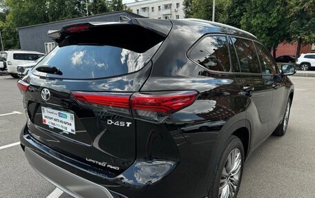 Toyota Highlander, 2024 год, 4 900 000 рублей, 6 фотография