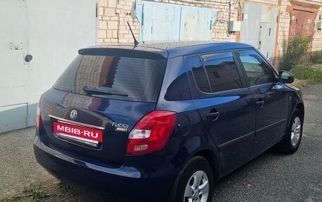 Skoda Fabia II, 2011 год, 575 000 рублей, 3 фотография