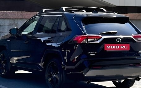 Toyota RAV4, 2022 год, 2 900 000 рублей, 6 фотография