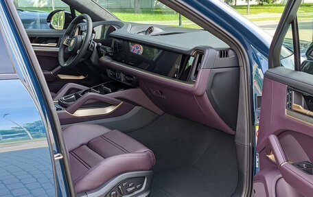 Porsche Cayenne III, 2025 год, 25 320 000 рублей, 12 фотография