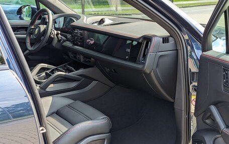 Porsche Cayenne III, 2025 год, 24 120 000 рублей, 13 фотография