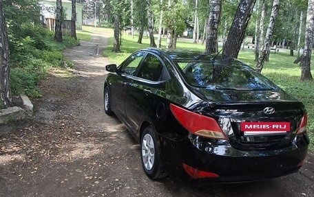 Hyundai Solaris II рестайлинг, 2016 год, 1 100 000 рублей, 3 фотография