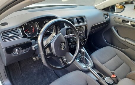 Volkswagen Jetta VI, 2018 год, 1 550 000 рублей, 4 фотография