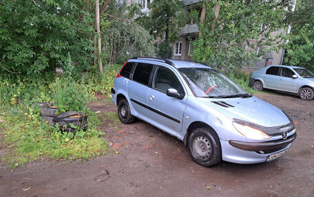 Peugeot 206, 2003 год, 240 000 рублей, 2 фотография