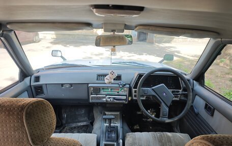Nissan Skyline, 1985 год, 260 000 рублей, 8 фотография
