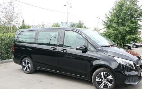 Mercedes-Benz V-Класс, 2022 год, 6 850 000 рублей, 6 фотография