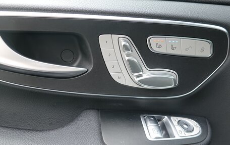 Mercedes-Benz V-Класс, 2022 год, 6 850 000 рублей, 18 фотография