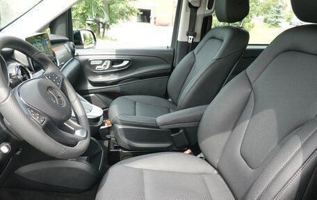 Mercedes-Benz V-Класс, 2022 год, 6 850 000 рублей, 15 фотография