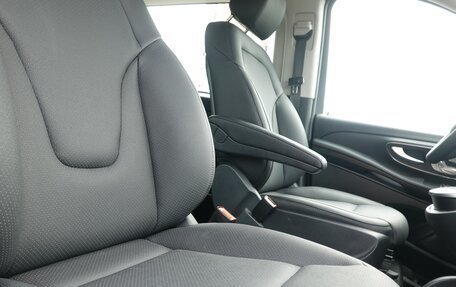 Mercedes-Benz V-Класс, 2022 год, 6 850 000 рублей, 20 фотография