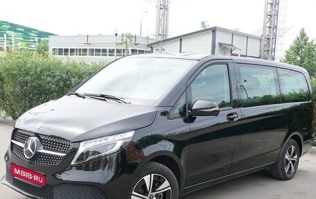 Mercedes-Benz V-Класс, 2022 год, 6 850 000 рублей, 11 фотография