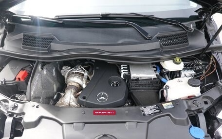Mercedes-Benz V-Класс, 2022 год, 6 850 000 рублей, 31 фотография