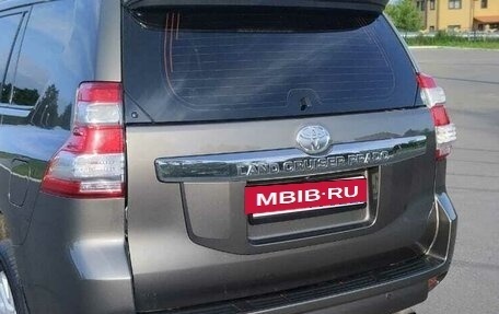 Toyota Land Cruiser Prado 150 рестайлинг 2, 2014 год, 3 290 000 рублей, 20 фотография