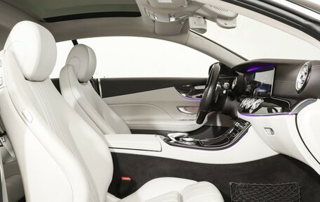 Mercedes-Benz E-Класс, 2019 год, 4 049 000 рублей, 18 фотография
