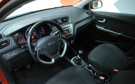KIA Rio III рестайлинг, 2017 год, 950 000 рублей, 10 фотография