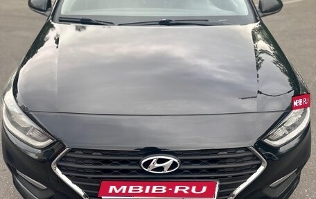 Hyundai Solaris II рестайлинг, 2019 год, 1 250 000 рублей, 1 фотография