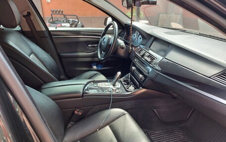 BMW 5 серия, 2011 год, 1 680 000 рублей, 4 фотография