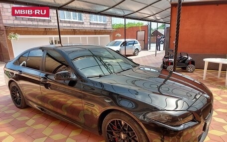 BMW 5 серия, 2011 год, 1 680 000 рублей, 3 фотография
