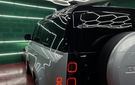 Land Rover Defender II, 2021 год, 7 400 000 рублей, 4 фотография
