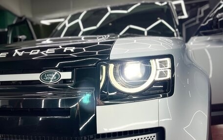 Land Rover Defender II, 2021 год, 7 400 000 рублей, 6 фотография