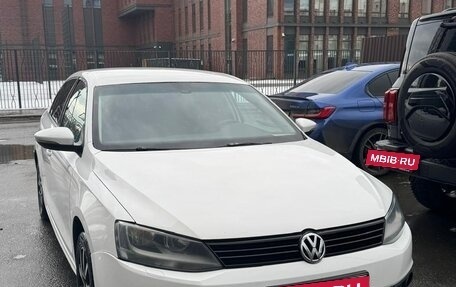 Volkswagen Jetta VI, 2011 год, 600 000 рублей, 2 фотография