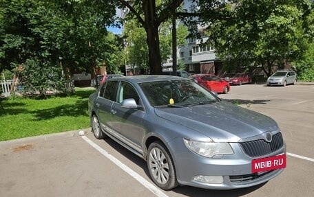 Skoda Superb III рестайлинг, 2011 год, 950 000 рублей, 3 фотография