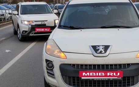 Peugeot 4007, 2011 год, 350 000 рублей, 3 фотография