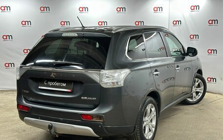 Mitsubishi Outlander III рестайлинг 3, 2014 год, 1 399 000 рублей, 4 фотография