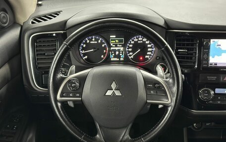 Mitsubishi Outlander III рестайлинг 3, 2014 год, 1 399 000 рублей, 13 фотография