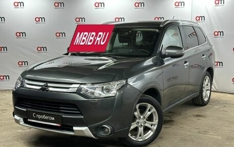 Mitsubishi Outlander III рестайлинг 3, 2014 год, 1 399 000 рублей, 3 фотография