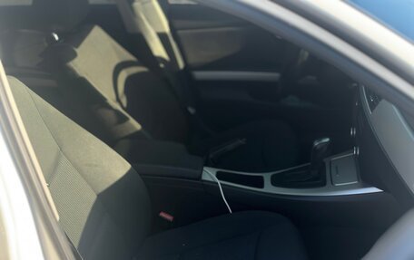 BMW 3 серия, 2011 год, 1 300 000 рублей, 17 фотография