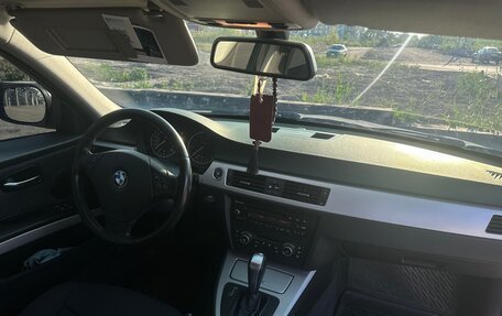 BMW 3 серия, 2011 год, 1 300 000 рублей, 21 фотография