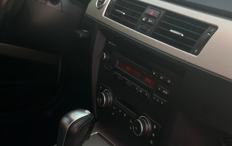 BMW 3 серия, 2011 год, 1 300 000 рублей, 19 фотография