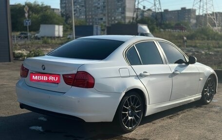 BMW 3 серия, 2011 год, 1 300 000 рублей, 7 фотография