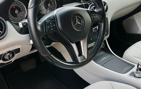 Mercedes-Benz A-Класс, 2015 год, 1 660 000 рублей, 13 фотография